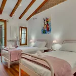 Townhouse Daire Denia