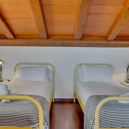 アパート Townhouse